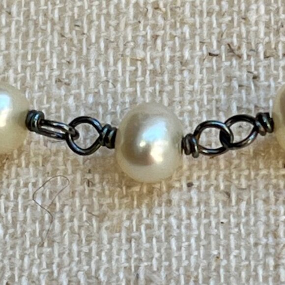 Cultured 5mm Round Pearl Collar Silver Tone Necklace 16" - Picture 2 of 4